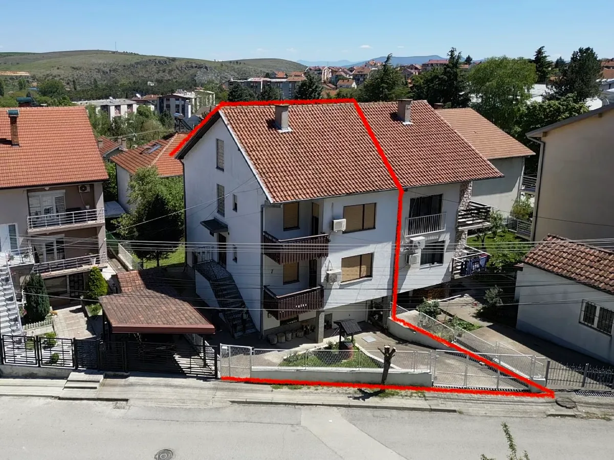Се продава куќа на ул. Титова Митровачка бр.7А, Куманово