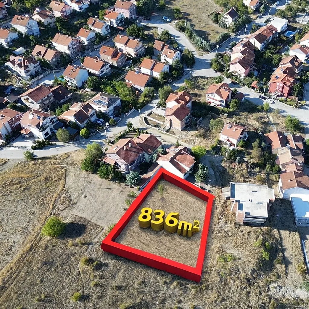 Се продава градежна парцела